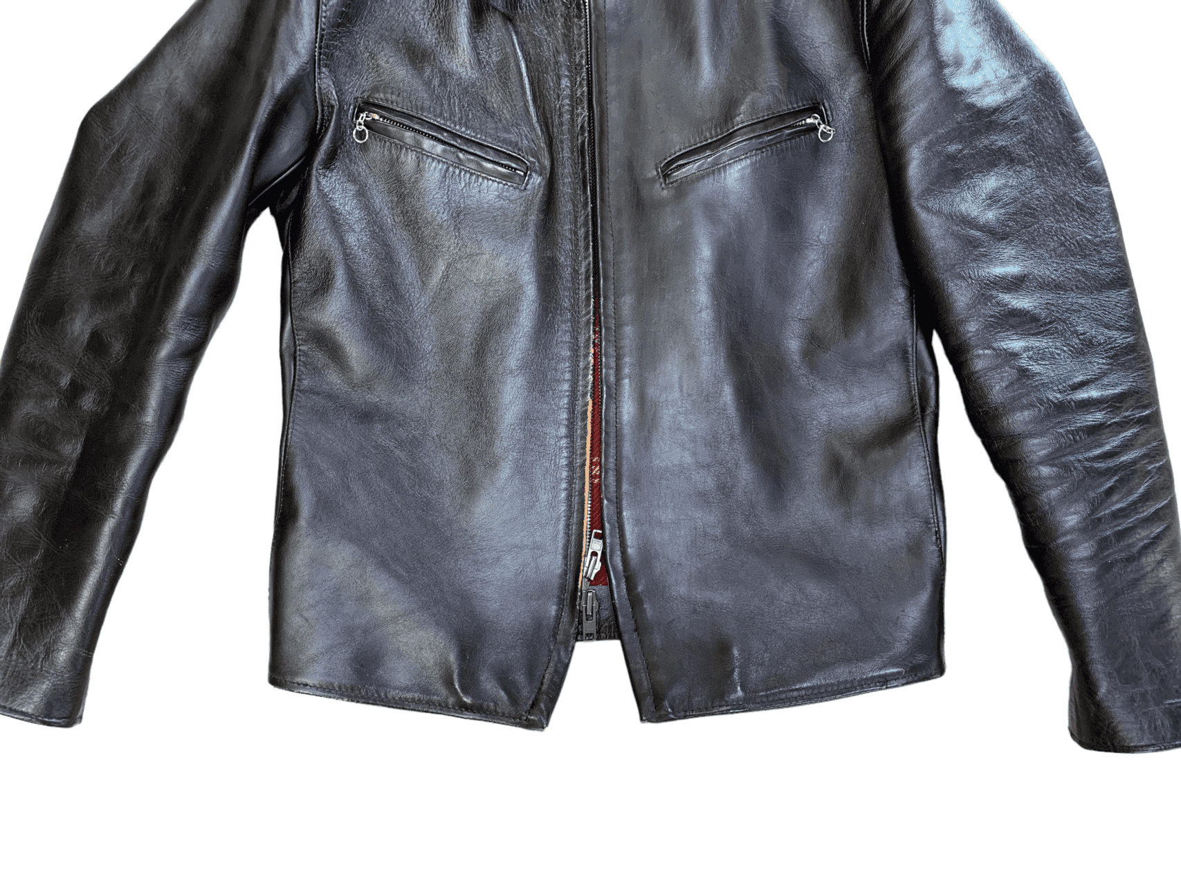 Schott＞のライダースジャケット、身幅と着丈の詰め補正を行いました