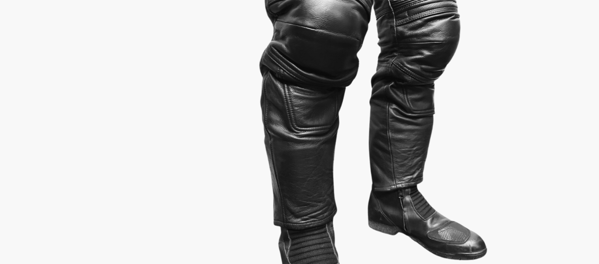 バイク用革パンがきついと感じたら｜直せる箇所・ご依頼のポイントを 