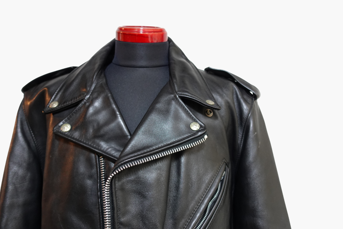 Schott 613 ダブルライダース 身幅出し前の上半身