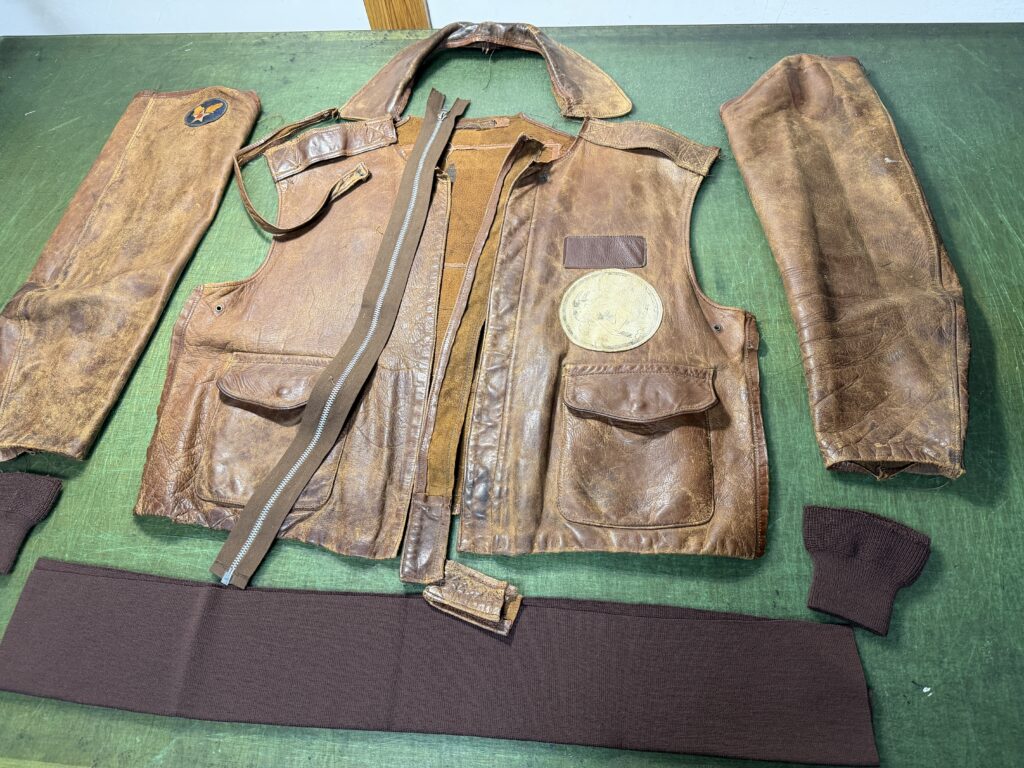 A-2ジャケット 分解状態 パーツ一覧