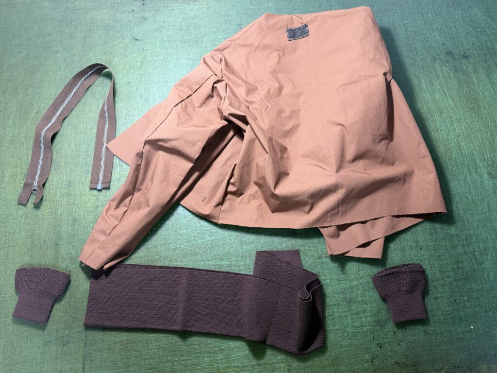 A-2ジャケット 裏地ジッパーリブ並び